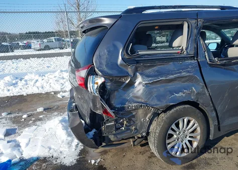 2017 Toyota Sienna Xle Premium 8 Passenger из США, поврежденный, VIN 5TDYZ3DC1HS793249